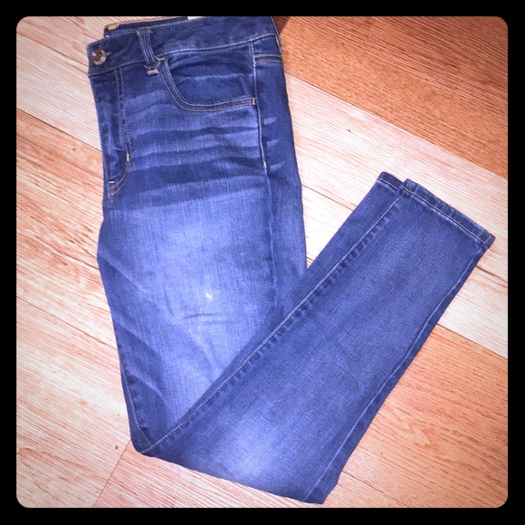 American Eagle Outfitters Denim - American Eagle super stretchy skinny jeans